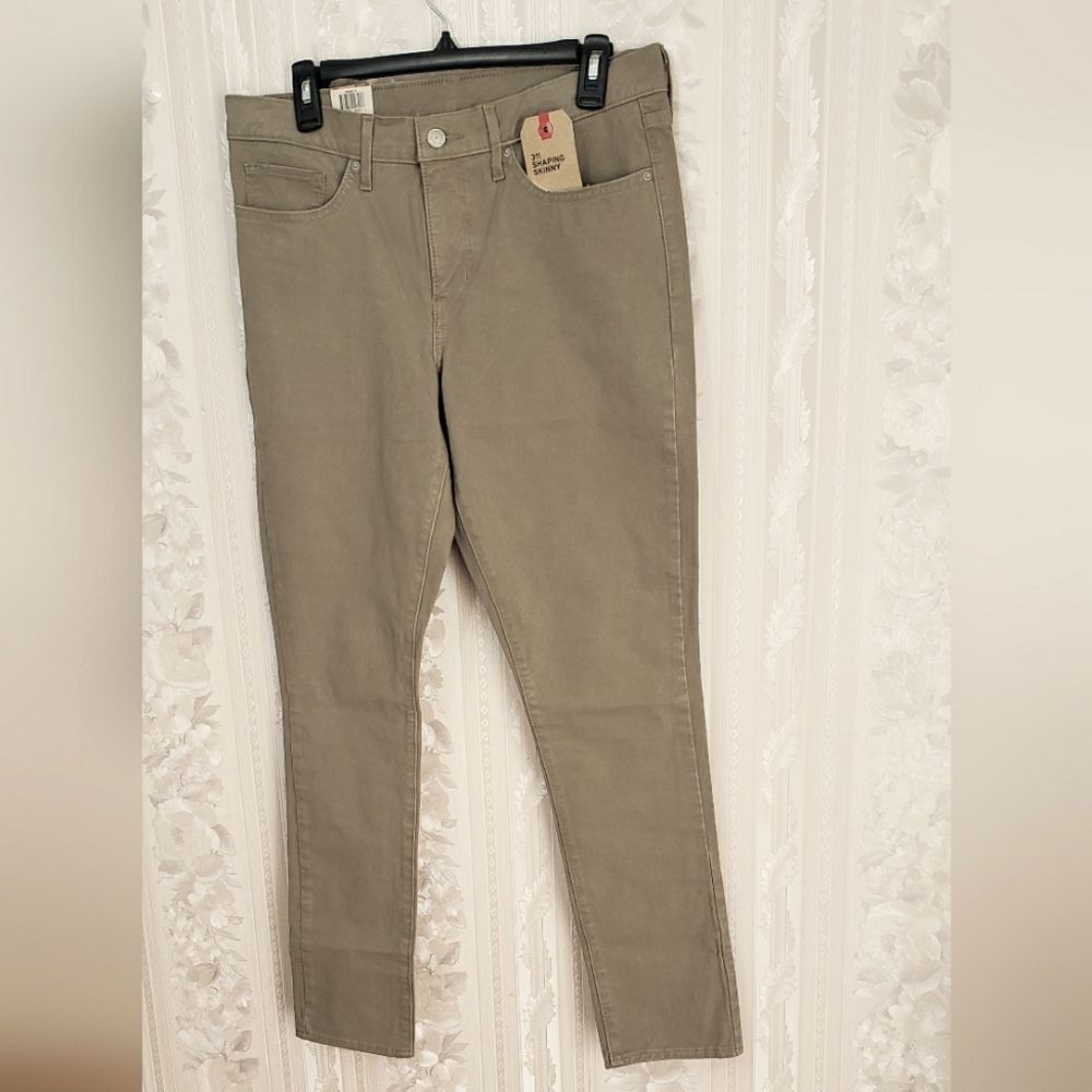 Levi's 311 Shaping Skinny Jeans